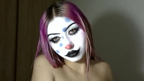 gabygumms online show from November 30, 7:48 am