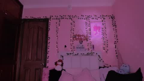 gabyye capprins online show from November 14, 1:52 am