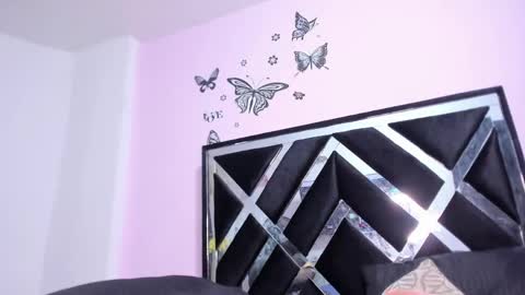 gabyyjones online show from May 15, 11:23 pm