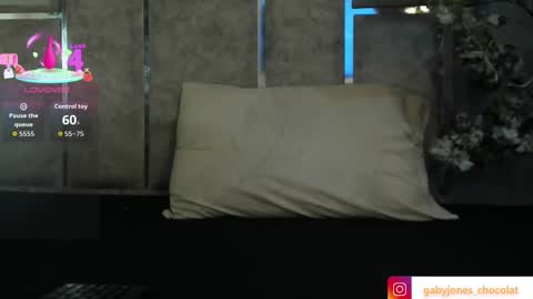Snapshot of gabyyjones chatting on September 23, 12:10 pm gabyyjones online show from September 23, 12:10 pm