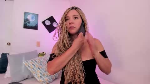 gaia_stonne online show from October 28, 12:17 pm