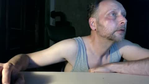 galadriel869 online show from May 3, 8:48 pm