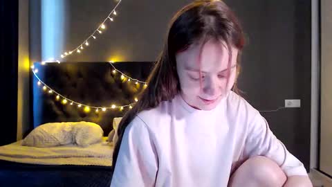 My name Lou 3 online show from November 29, 8:33 am