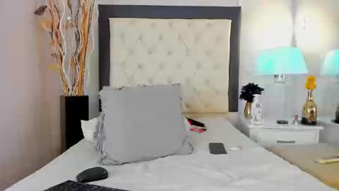  Gale  online show from September 20, 4:15 am