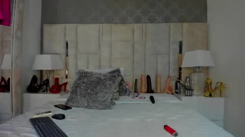  Gale  online show from March 12, 4:19 am