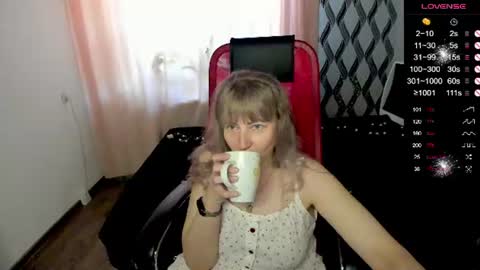 Janette online show from June 20, 5:57 am