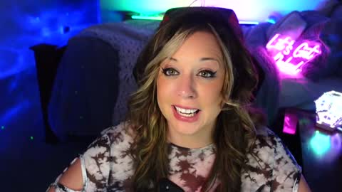 Snapshot of garagesex22 chatting on December 3, 5:26 am Jenna - be back MONDAY night. online show from December 3, 5:26 am