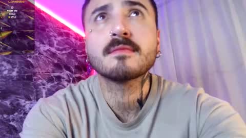 Chris  Dont forget to gift me thumb up Its very important to me and makes me happy AF  online show from November 4, 6:37 am