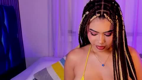 Snapshot of garnetsugar chatting on September 22, 5:22 am garnet  online show from September 22, 5:22 am