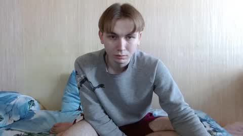 Snapshot of gary_snail33257 chatting on October 20, 10:09 am meow online show from October 20, 10:09 am