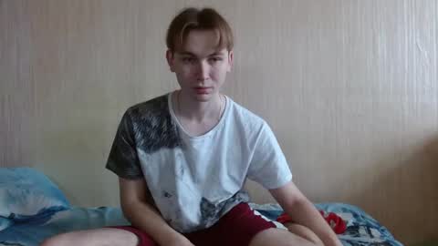 Snapshot of gary_snail33257 chatting on October 19, 9:58 am meow online show from October 19, 9:58 am