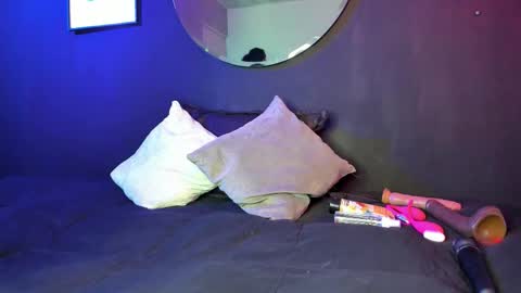 Snapshot of gasai_usagi_gh chatting on September 16, 7:17 pm  Usagi  online show from September 16, 7:17 pm