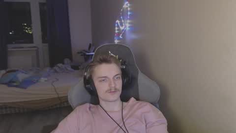 Snapshot of gasturfahe chatting on March 6, 8:16 pm gasturfahe online show from March 6, 8:16 pm