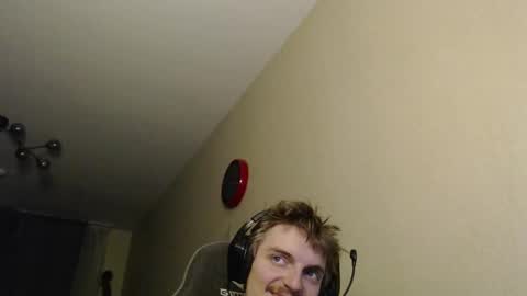 Snapshot of gasturfahe chatting on October 30, 4:18 pm gasturfahe online show from October 30, 4:18 pm