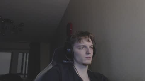 Snapshot of gasturfahe chatting on December 19, 8:13 pm gasturfahe online show from December 19, 8:13 pm