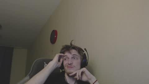 Snapshot of gasturfahe chatting on January 20, 10:37 pm gasturfahe online show from January 20, 10:37 pm