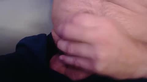 gatinhow82 online show from April 7, 6:43 pm