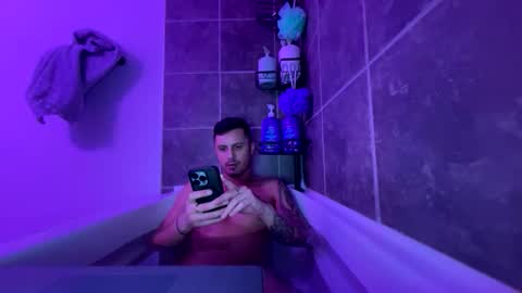  Aladdin online show from December 14, 1:45 am