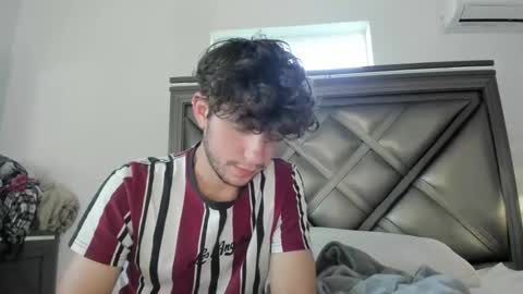 Snapshot of gayndepressed chatting on September 30, 11:15 pm Trace online show from September 30, 11:15 pm