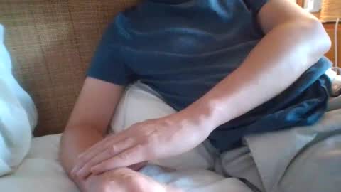 Snapshot of gccurious76 chatting on December 11, 8:04 am GCGuy online show from December 11, 8:04 am