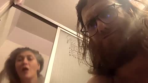 Geeznutsizonyrchyn online show from January 12, 1:05 pm