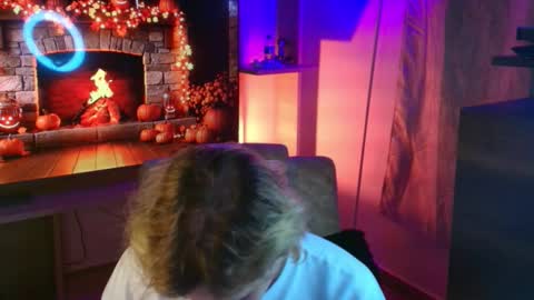 Snapshot of gemdominus chatting on October 29, 2:02 am Gem Dominus online show from October 29, 2:02 am