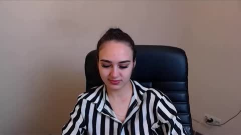 Gemma online show from April 17, 5:54 am