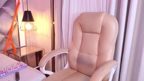 Maria  online show from October 25, 4:35 am