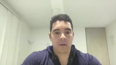 genesis_wb online show from February 22, 2:17 am