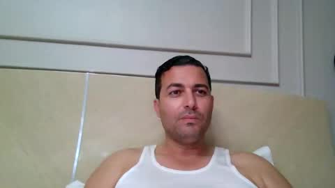 genteldevil online show from January 8, 7:20 pm