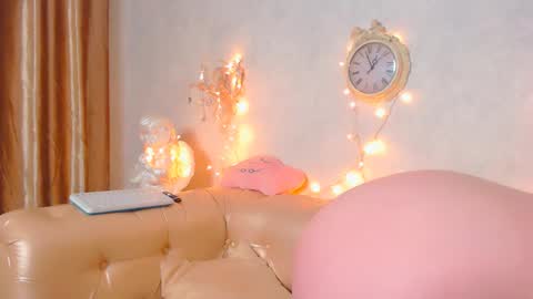 Lili online show from March 12, 2:30 am