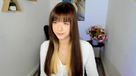 Alice online show from May 7, 4:03 pm
