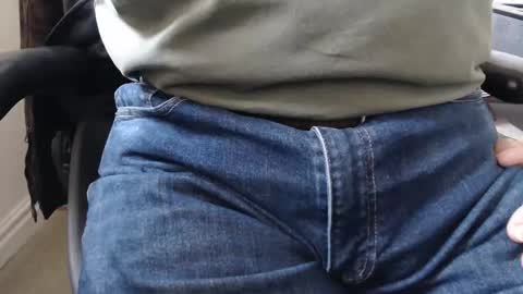 genus5678 online show from November 6, 10:51 am