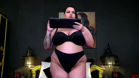 GeorgiaLerox online show from October 27, 3:45 pm