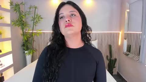 GeorginaReyes  online show from October 6, 10:49 pm