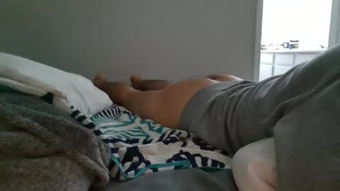 gerardoramg online show from December 27, 8:13 am