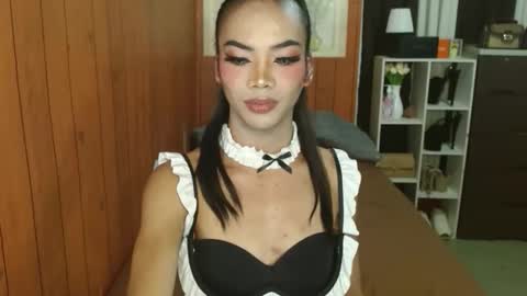 Sidneymorens online show from December 2, 8:07 pm