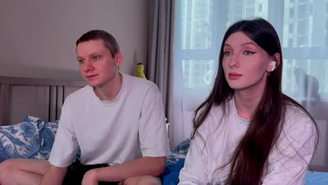 Snapshot of gethigh_ chatting on January 23, 10:11 am Liz and Mark online show from January 23, 10:11 am