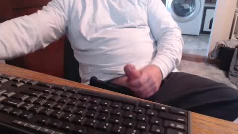 Snapshot of gethoggy chatting on October 25, 3:34 pm gethoggy online show from October 25, 3:34 pm