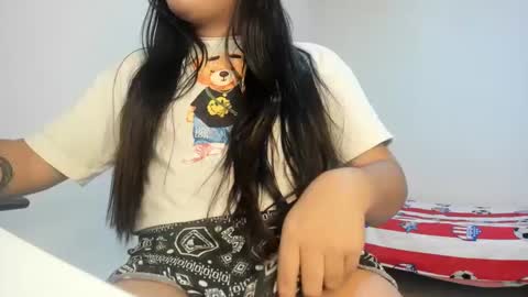 gewn2004 online show from February 26, 3:32 pm