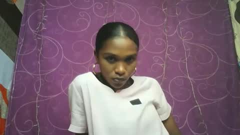 gggloria online show from March 9, 7:02 am