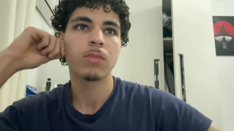 ghilassss online show from February 14, 5:15 pm