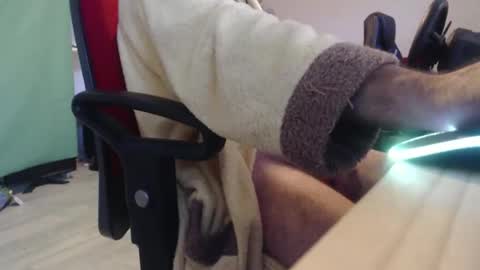 ghostatitude online show from December 1, 8:12 am