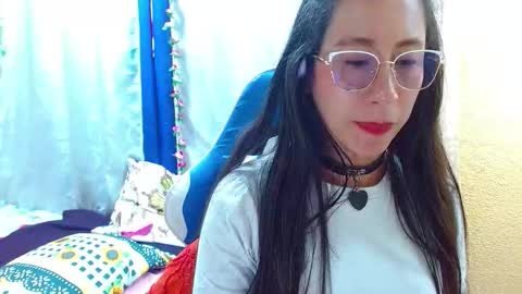 Gia  online show from February 4, 6:23 pm