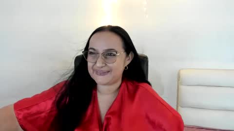 nahomi online show from January 11, 4:06 am