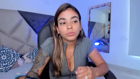 Gia  online show from February 23, 6:32 pm