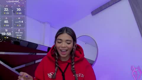 Gia  online show from March 6, 1:32 pm