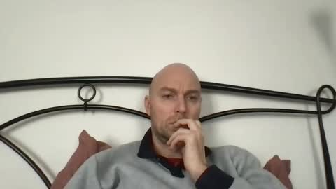 giannipaciotti online show from December 20, 2:02 pm