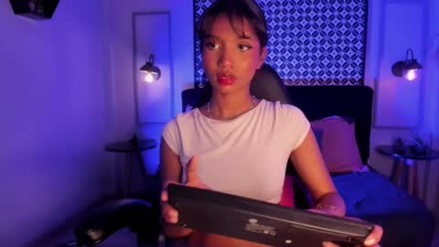 GIGI online show from March 5, 10:33 am