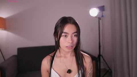 GIGI online show from May 22, 2:07 am